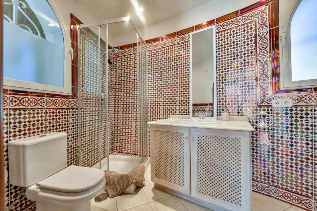 8 bed villa in Altea