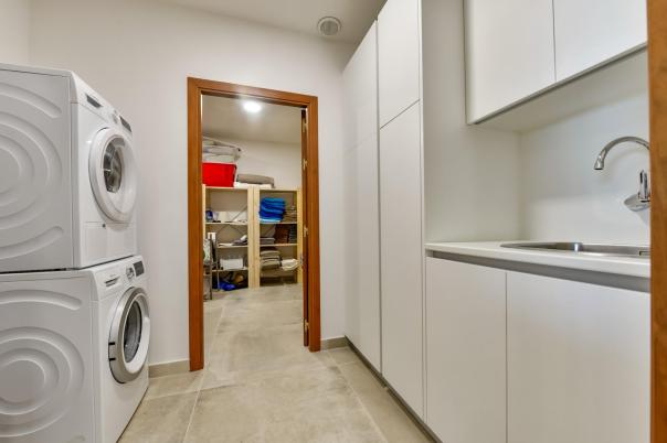 8 bed villa in Altea