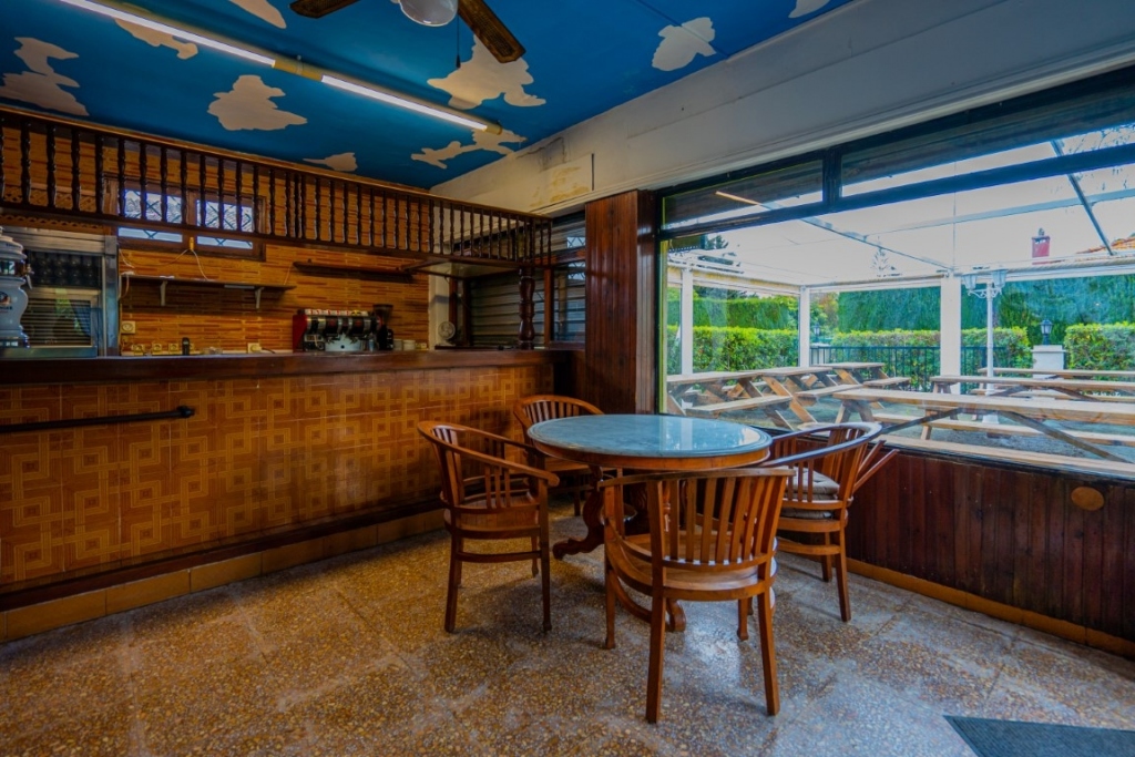 5 bed villa in Denia