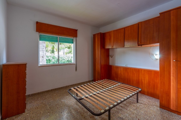 5 bed villa in Denia