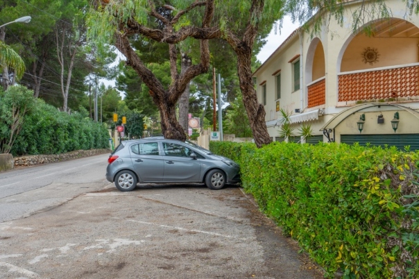 5 bed villa in Denia