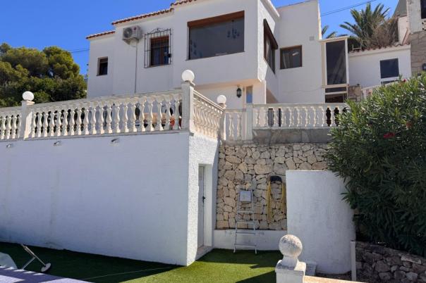 5 bed villa in Moraira