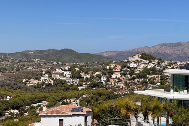 5 bed villa in Moraira