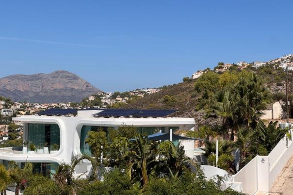 5 bed villa in Moraira