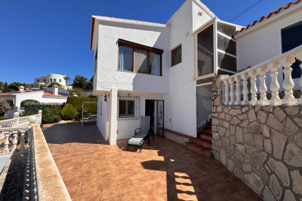 5 bed villa in Moraira