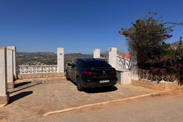 5 bed villa in Moraira