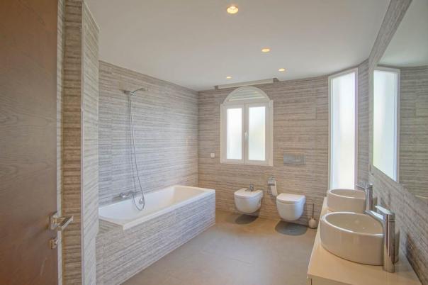 5 bed villa in Alfaz del Pi
