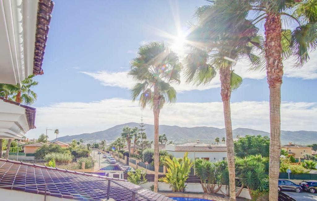 5 bed villa in Alfaz del Pi