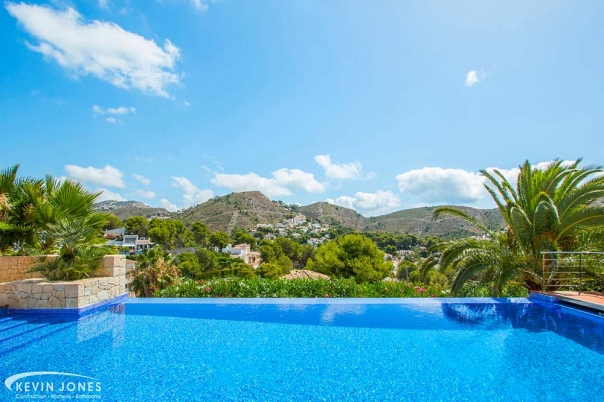 Infinity Pools Costa Blanca - Swimming Pool construction from Kevin Jones