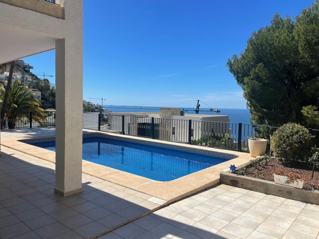 3 bed villa in Altea