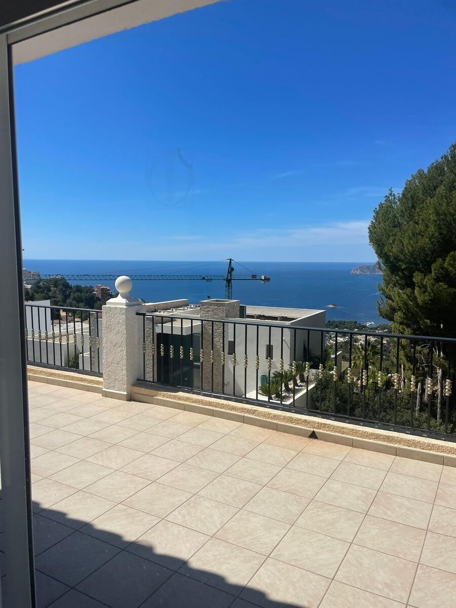 3 bed villa in Altea
