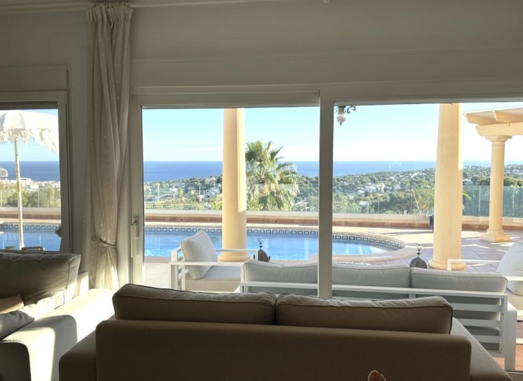 4 bed villas in Moraira
