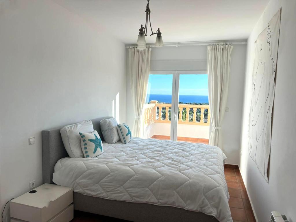 4 bed villas in Moraira
