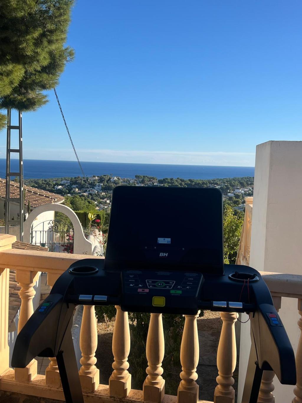 4 bed villas in Moraira