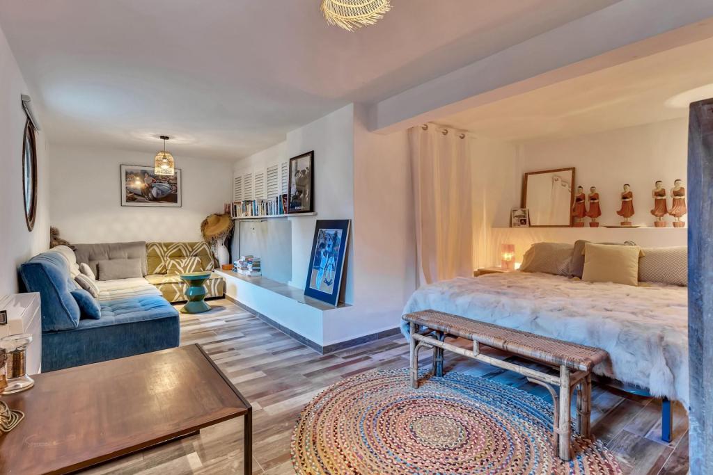 4 bed villa in Denia