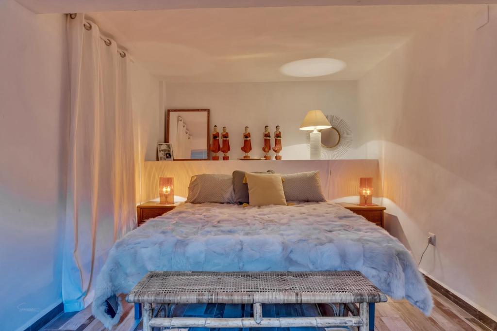 4 bed villa in Denia