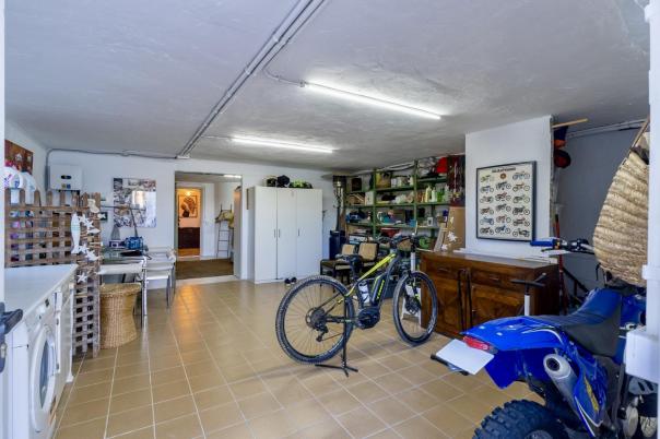 4 bed villa in Denia