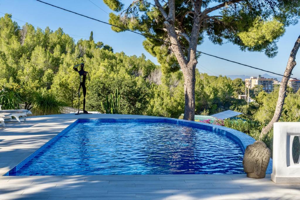 4 bed villa in Denia