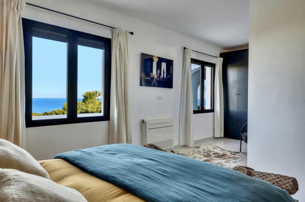 4 bed villa in Denia
