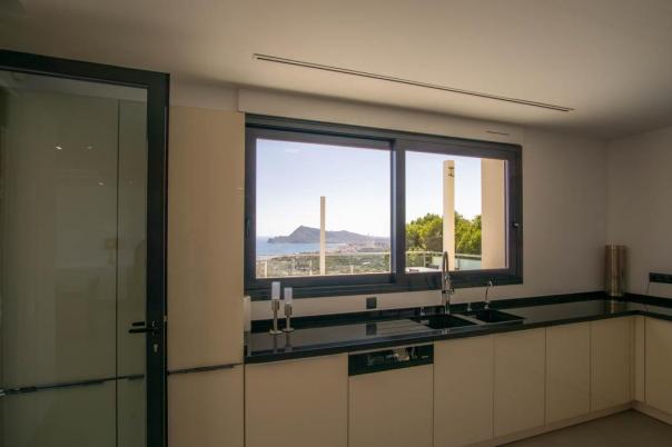 5 bed villa in Altea