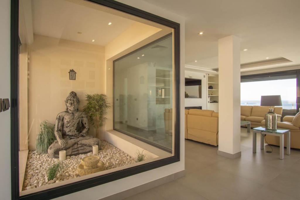 5 bed villa in Altea