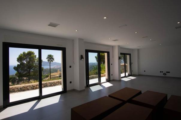 5 bed villa in Altea