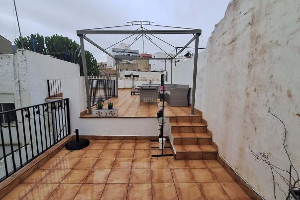 4 bed townhouse in Pego