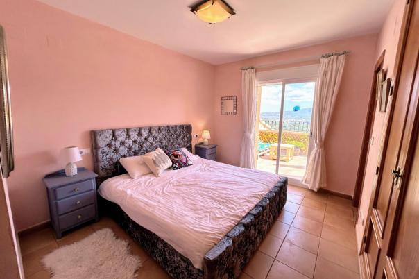3 bed apartment in Jalón