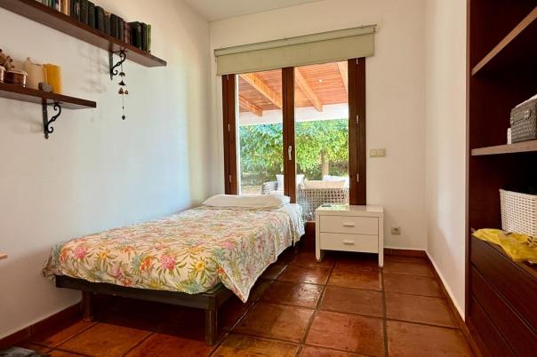 5 bed villas in Denia