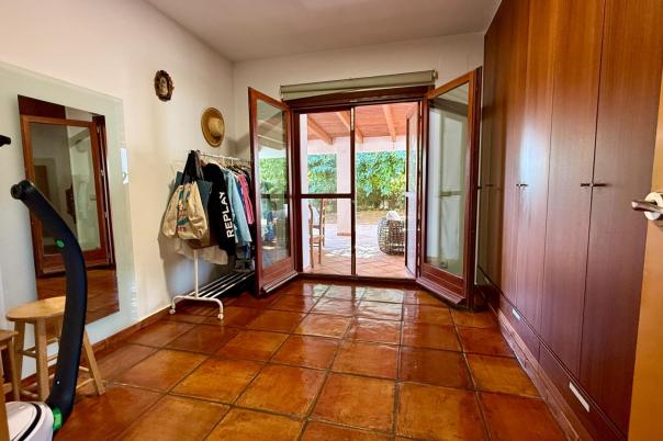 5 bed villas in Denia