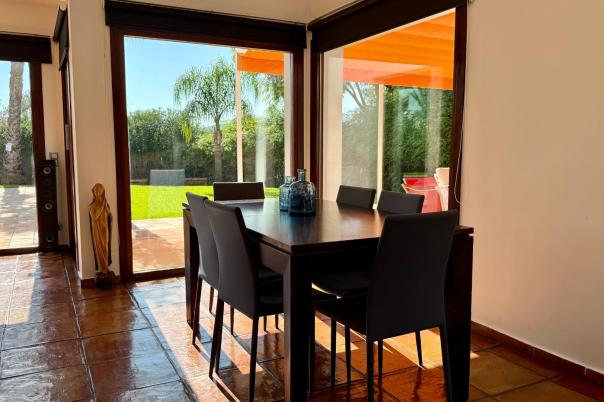 5 bed villas in Denia