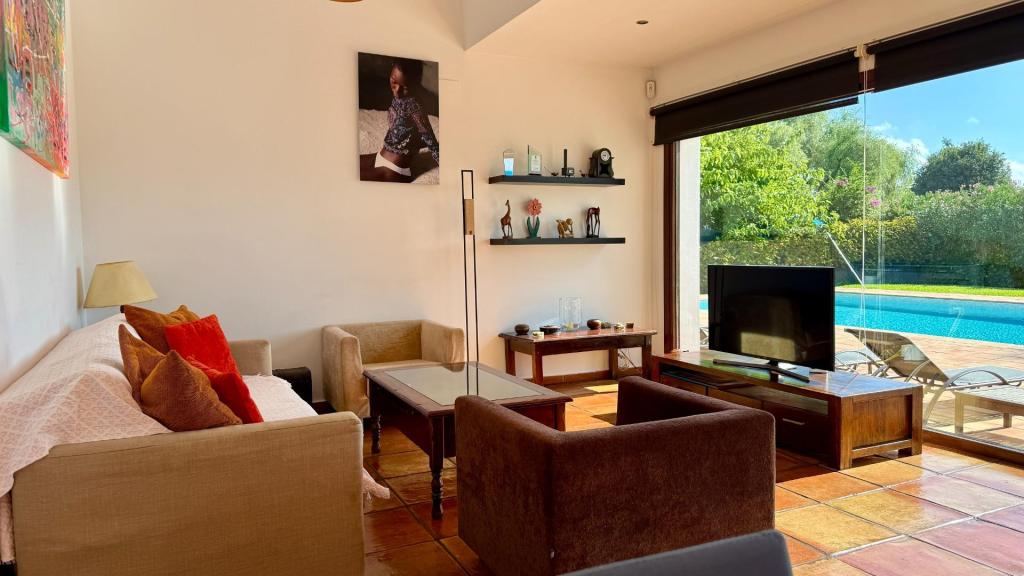 5 bed villas in Denia