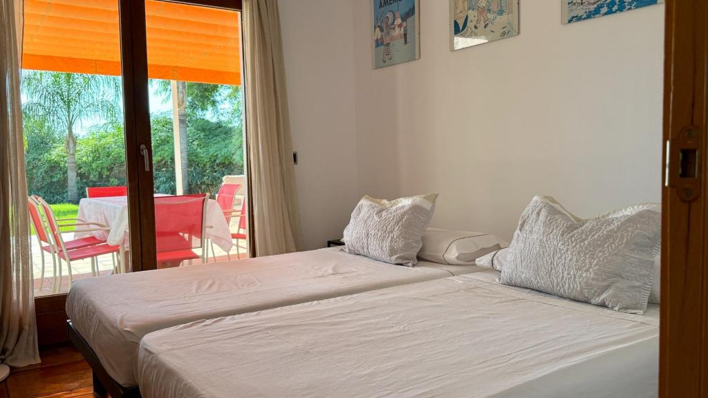 5 bed villas in Denia