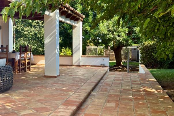 5 bed villas in Denia