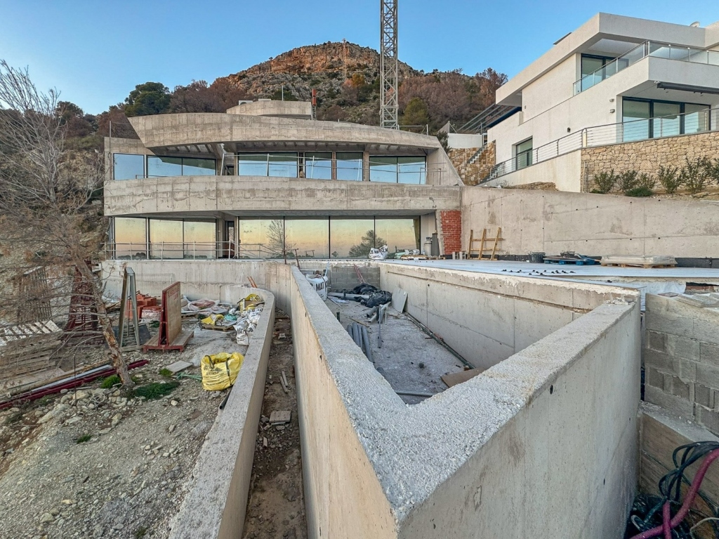 4 bed villa in Altea