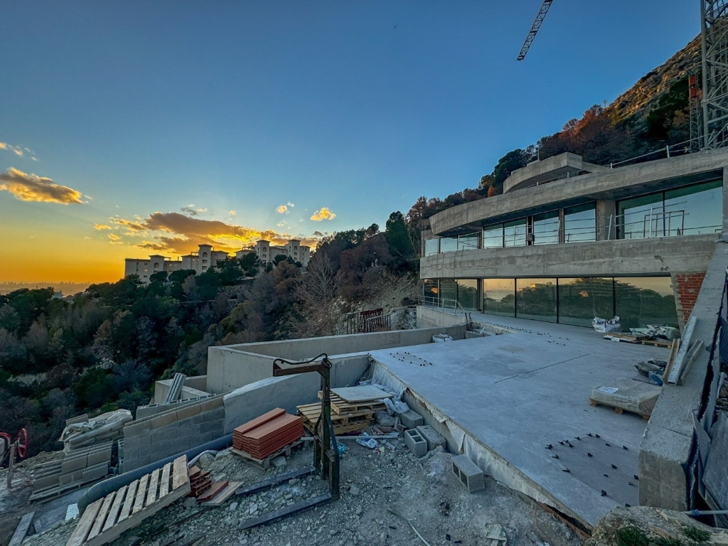 4 bed villa in Altea