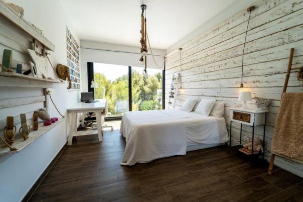 4 bed villa in Denia