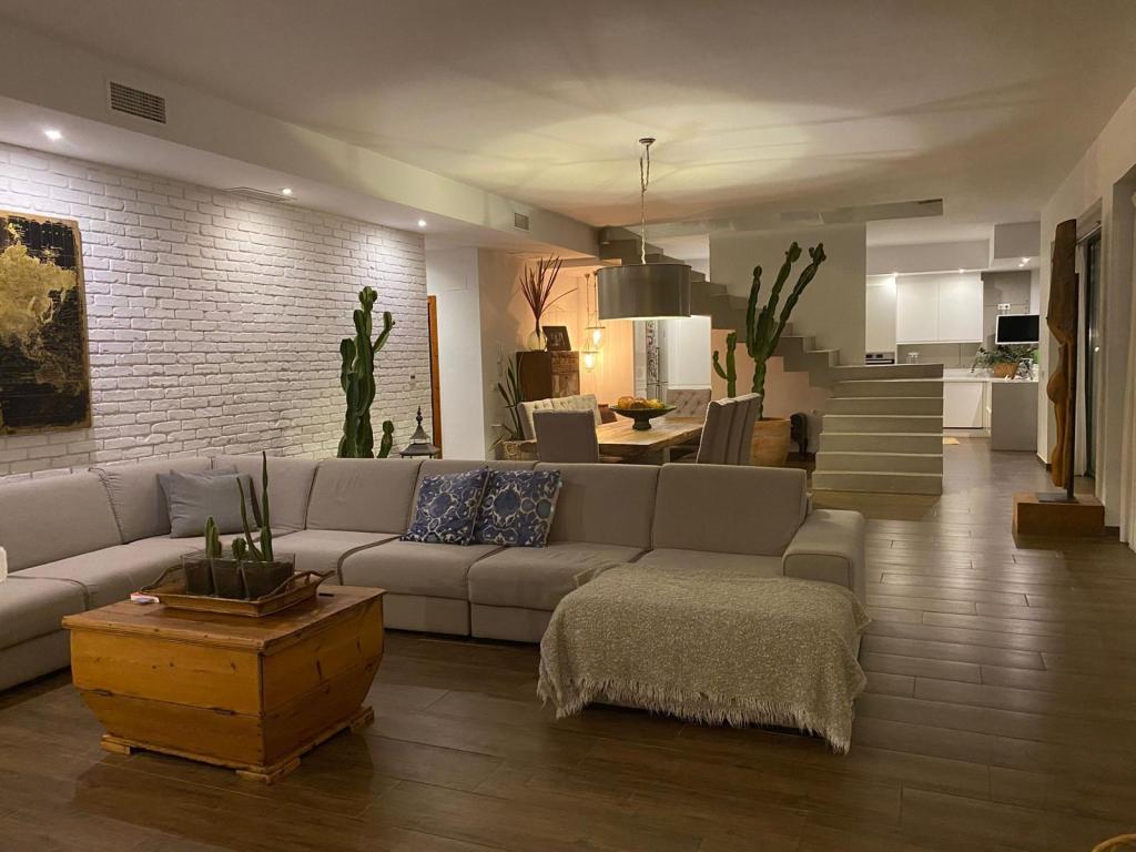 4 bed villa in Denia