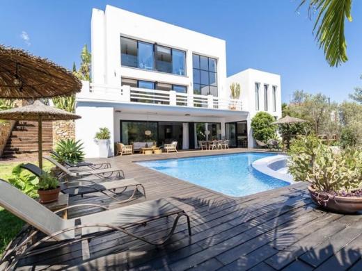 4 bed villa in Denia