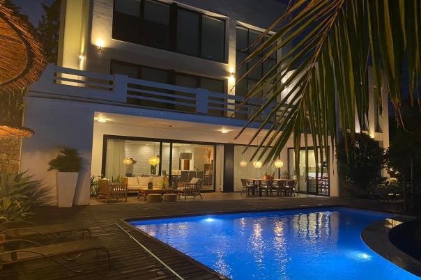 4 bed villa in Denia