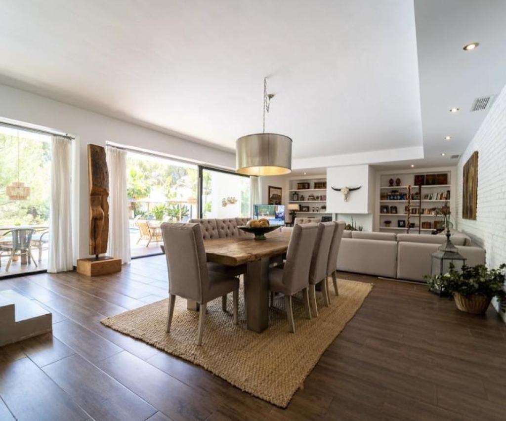 4 bed villa in Denia