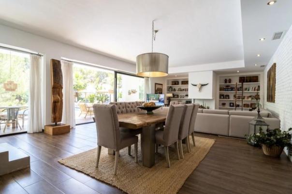 4 bed villa in Denia