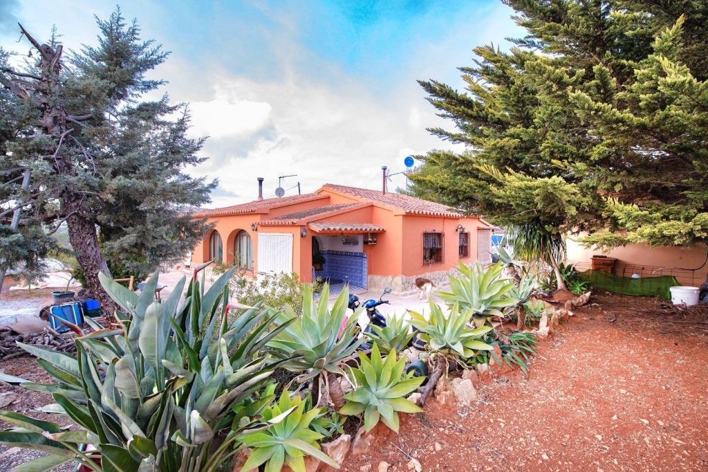 5 bed finca in Benissa