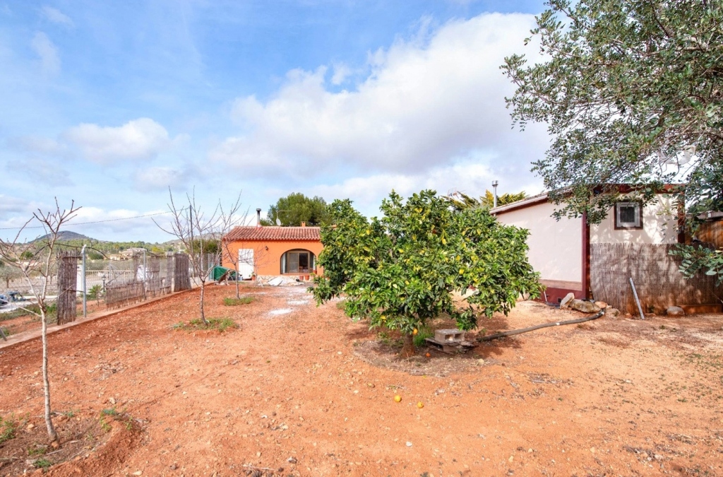 5 bed finca in Benissa