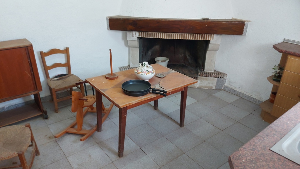 8 bed town house in Gata de Gorgos