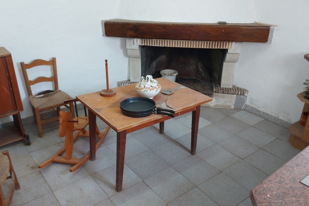 8 bed town house in Gata de Gorgos