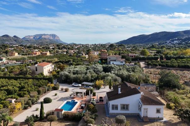 3 bed villa in Pedreguer