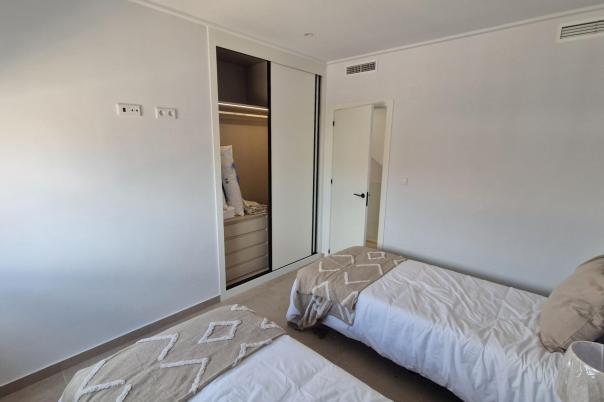 4 bed town_house in Bigastro