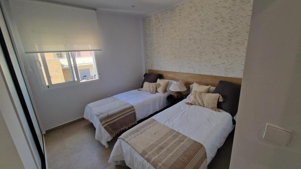 4 bed town_house in Bigastro