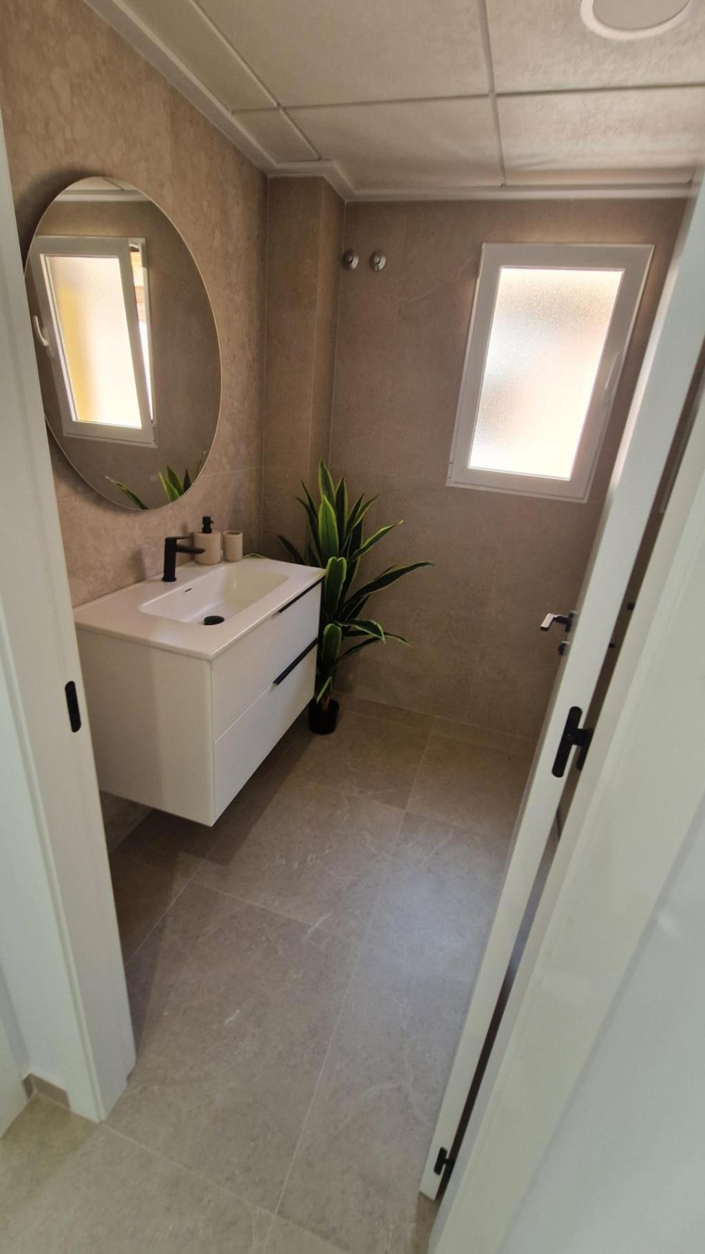 4 bed town_house in Bigastro